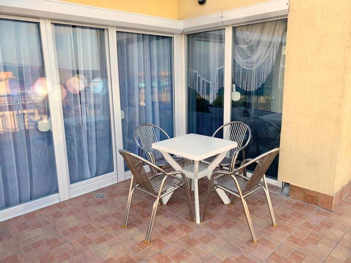 Golden View Przy Samym Morzu Plazy Primorsko Exterior foto